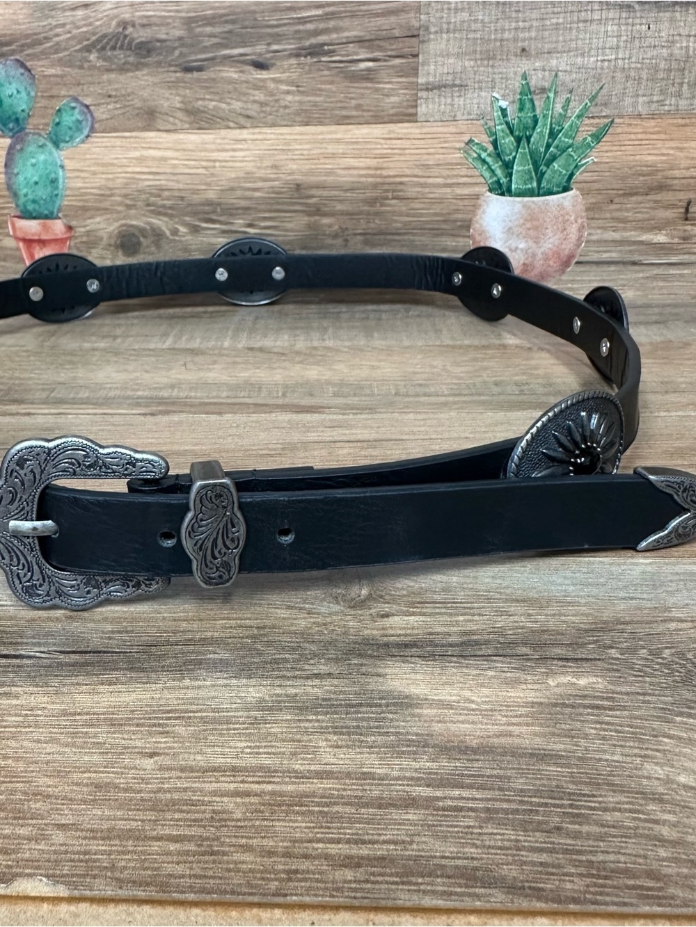 Womens western boho oval metal concho style belt black size Large - Picture 4 of 6